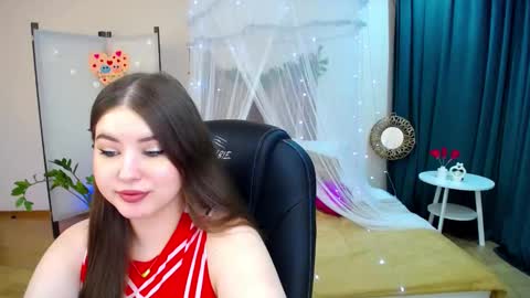 nicolefoxery online show from February 18, 10:14 pm