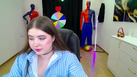 nicolefoxery online show from February 25, 7:38 pm