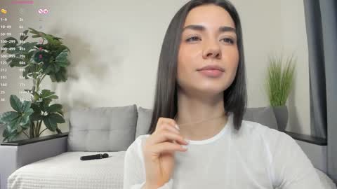 Dua Lipa online show from January 22, 1:11 pm