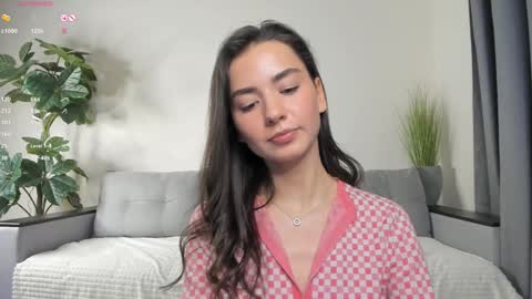 Dua Lipa online show from January 30, 7:15 pm