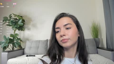 Dua Lipa online show from February 7, 4:14 pm