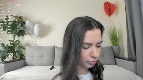 Dua Lipa online show from March 7, 1:29 pm