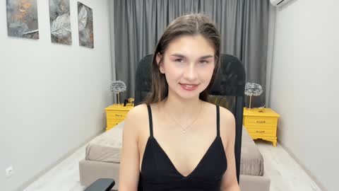Snapshot of nicolewerti chatting on February 6, 4:21 am nicolewerti online show from February 6, 4:21 am