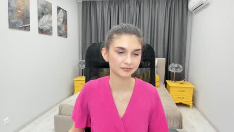 Snapshot of nicolewerti chatting on February 6, 10:36 am nicolewerti online show from February 6, 10:36 am