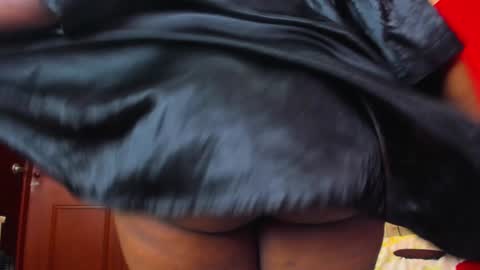 Snapshot of nicolsalas chatting on January 17, 3:43 pm Nicol online show from January 17, 3:43 pm