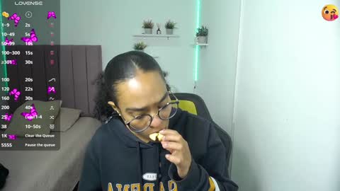          online show from December 31, 2:14 pm