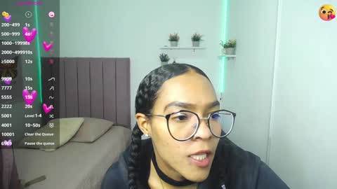          online show from December 21, 2:47 pm
