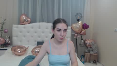 Snapshot of nikastarkk chatting on February 15, 10:21 pm nikastarkk online show from February 15, 10:21 pm