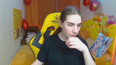 Snapshot of nikastarkk chatting on March 10, 1:45 am nikastarkk online show from March 10, 1:45 am