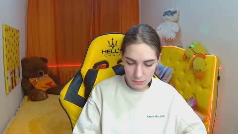 Snapshot of nikastarkk chatting on February 6, 10:43 pm nikastarkk online show from February 6, 10:43 pm