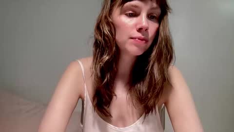 Snapshot of nikki_mi chatting on September 19, 9:46 am Nikki online show from September 19, 9:46 am