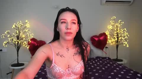 Nikki online show from March 8, 4:28 pm