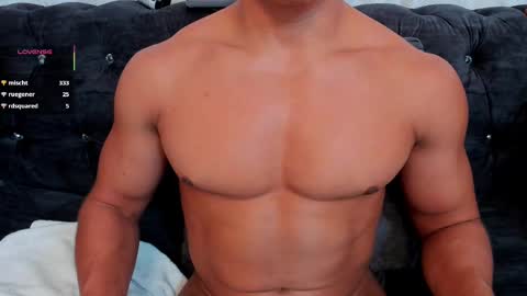 Snapshot of niklause_froid chatting on March 2, 3:45 am niklause_froid online show from March 2, 3:45 am