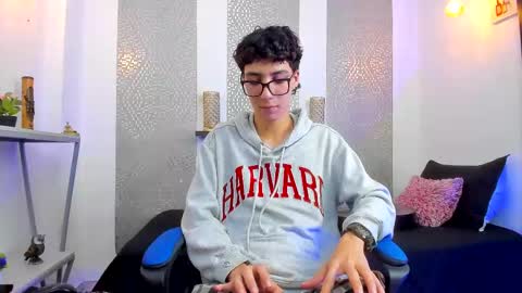 Snapshot of nikolay_gregori chatting on February 28, 9:58 am online show from February 28, 9:58 am