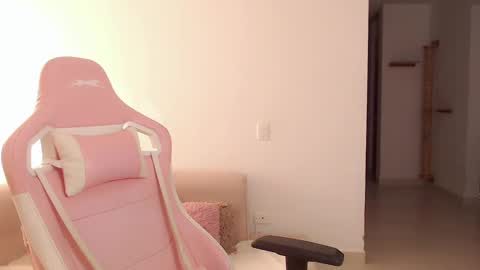 Snapshot of niky_blue chatting on January 12, 12:55 pm niky_blue online show from January 12, 12:55 pm