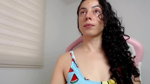Snapshot of niky_blue chatting on March 6, 11:58 am niky_blue online show from March 6, 11:58 am