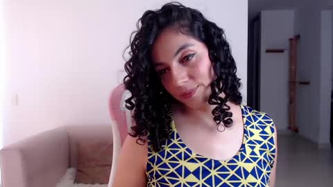 Snapshot of niky_blue chatting on January 13, 7:31 pm niky_blue online show from January 13, 7:31 pm