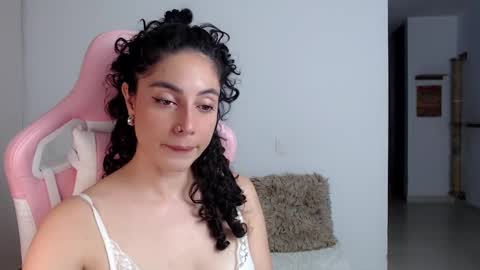Snapshot of niky_blue chatting on January 31, 11:24 pm niky_blue online show from January 31, 11:24 pm