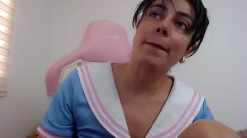 Snapshot of niky_blue chatting on September 18, 12:09 pm niky_blue online show from September 18, 12:09 pm