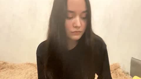 Snapshot of nimraeve chatting on September 12, 3:25 pm Mary online show from September 12, 3:25 pm