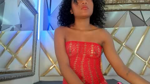 nina_kong online show from September 12, 8:33 pm