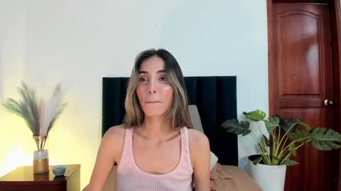Snapshot of ninacavallli chatting on January 28, 6:07 pm Nina online show from January 28, 6:07 pm