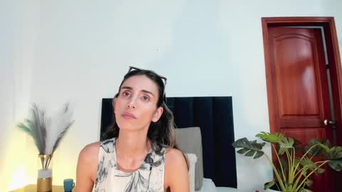Snapshot of ninacavallli chatting on January 24, 6:04 pm Nina online show from January 24, 6:04 pm