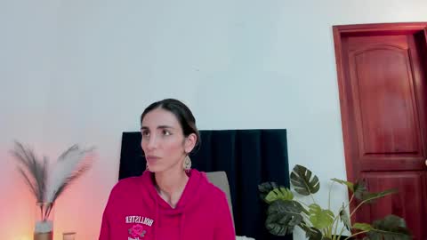 Snapshot of ninacavallli chatting on March 7, 6:11 pm Nina online show from March 7, 6:11 pm