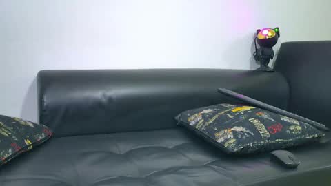 Nicolas Muscle online show from March 7, 8:34 am