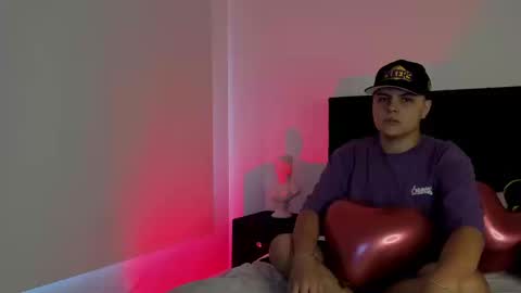 Noah Jayden online show from September 20, 6:11 pm
