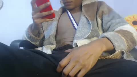 Snapshot of noah_miller7 chatting on February 12, 5:05 am Noah Millers online show from February 12, 5:05 am