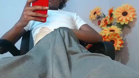 Snapshot of noah_miller7 chatting on January 22, 10:07 am Noah Millers online show from January 22, 10:07 am