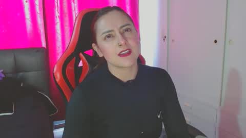 Noamartin online show from December 12, 4:43 pm