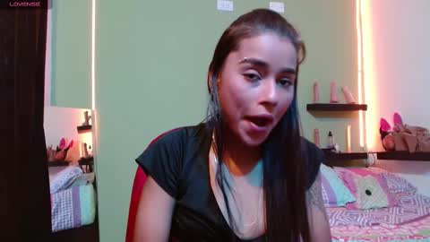 Noha Thomson online show from February 12, 5:37 pm