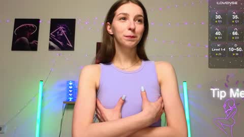 Snapshot of not_yourtoy chatting on January 29, 2:10 pm Hello My name is Helene NTMU Finger up if u like what u see online show from January 29, 2:10 pm