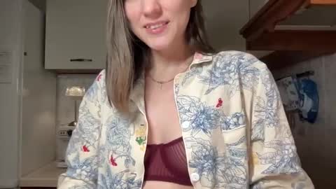 Snapshot of nursedoll chatting on September 12, 4:20 pm Ema online show from September 12, 4:20 pm
