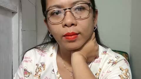 Snapshot of nymphoangel2022 chatting on February 22, 11:57 am I am your angel online show from February 22, 11:57 am