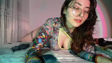 Skylar online show from January 8, 6:09 am