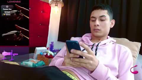 Snapshot of oliver_king_sex chatting on September 20, 6:55 pm Oliver Smith online show from September 20, 6:55 pm