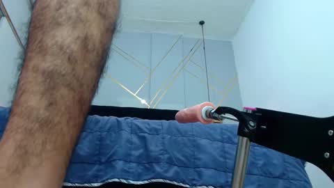 Snapshot of oliver_king_sex chatting on February 13, 8:03 pm Oliver Smith online show from February 13, 8:03 pm