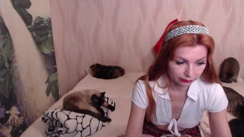 Olivia online show from March 6, 11:09 pm