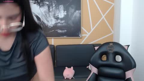 Snapshot of olivia_russo chatting on September 22, 1:04 pm Olivia online show from September 22, 1:04 pm