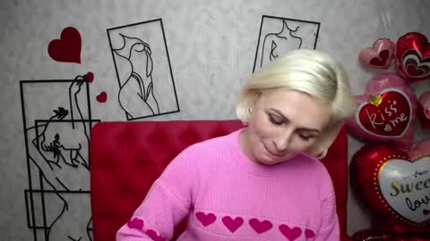 Snapshot of oliviahorst chatting on February 27, 1:07 pm OliviaHorst online show from February 27, 1:07 pm
