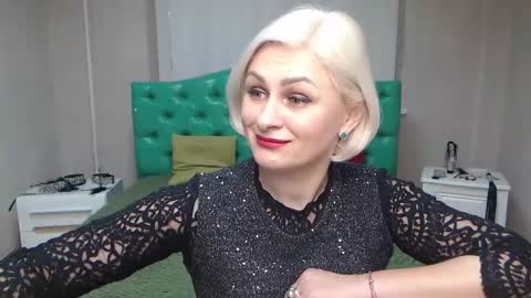 Snapshot of oliviahorst chatting on January 29, 9:44 am OliviaHorst online show from January 29, 9:44 am