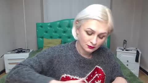 Snapshot of oliviahorst chatting on January 21, 3:10 pm OliviaHorst online show from January 21, 3:10 pm