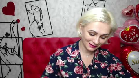 Snapshot of oliviahorst chatting on March 6, 3:45 pm OliviaHorst online show from March 6, 3:45 pm