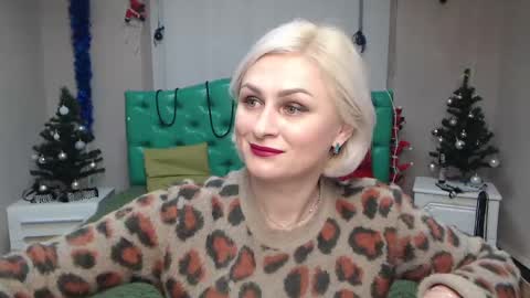 Snapshot of oliviahorst chatting on January 4, 9:21 am OliviaHorst online show from January 4, 9:21 am