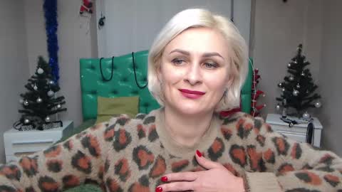 Snapshot of oliviahorst chatting on January 4, 4:32 pm OliviaHorst online show from January 4, 4:32 pm