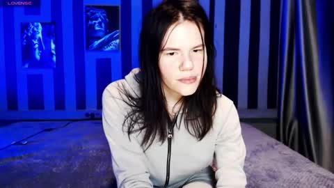 oliviakanta online show from September 20, 12:41 pm