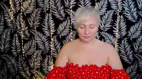 Snapshot of oliviaoskar_ chatting on September 11, 11:33 am Kelly online show from September 11, 11:33 am